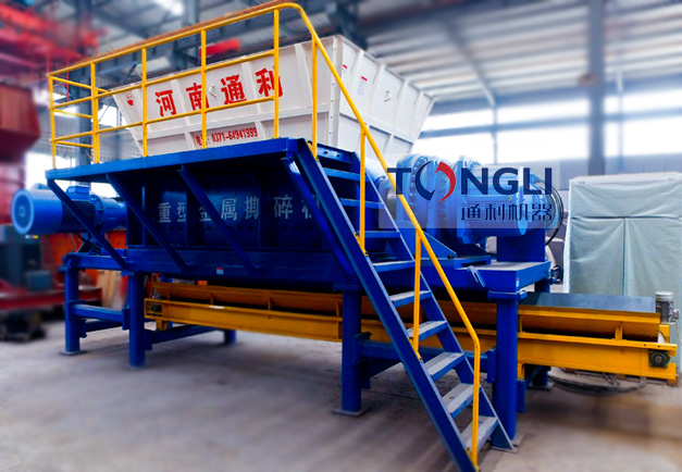 TL130系列四轴撕碎机